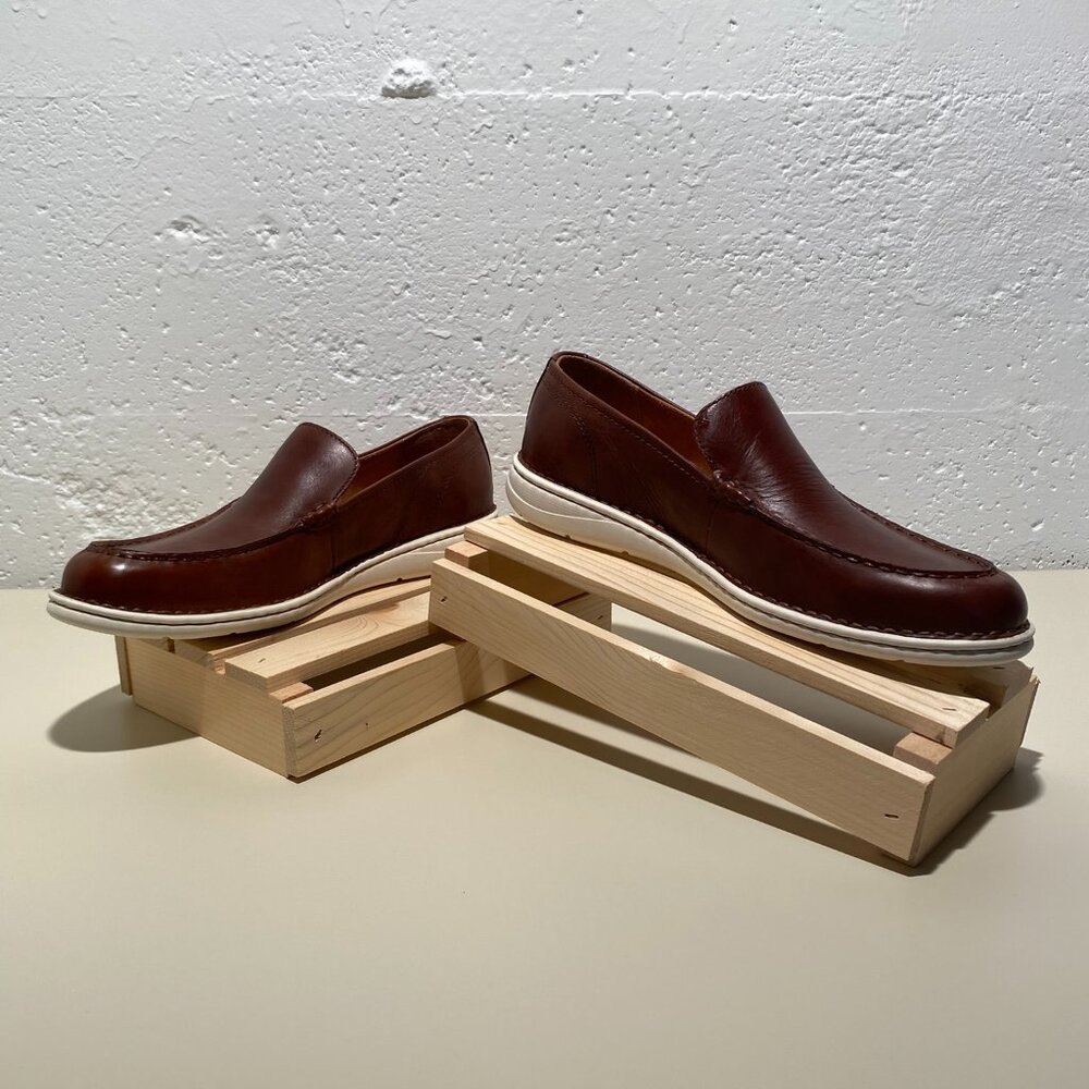 Born Men's Thaton Leather Slip On Loafers - NWOB - Picture 3 of 12